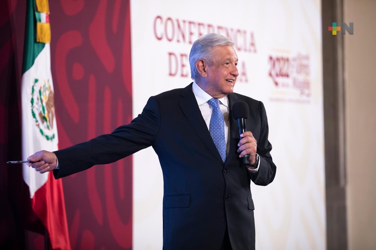 Iniciativa de reforma electoral contempla reducción de plurinominales: presidente