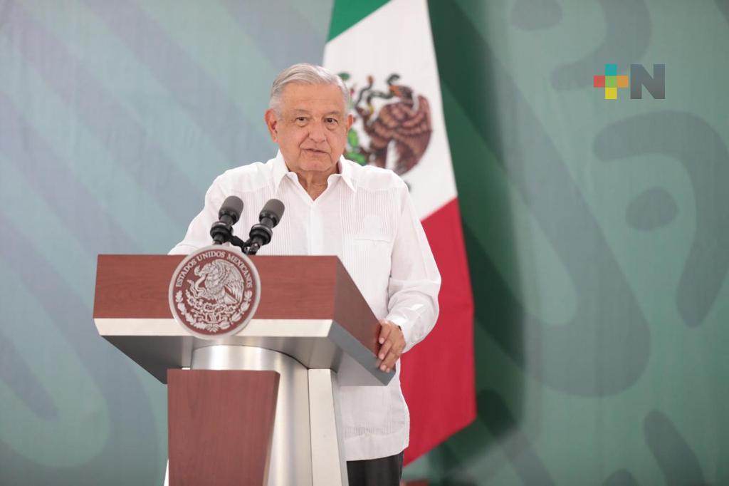 Celebra AMLO la democracia; no olvidemos que el soberano es el pueblo, afirma desde Veracruz