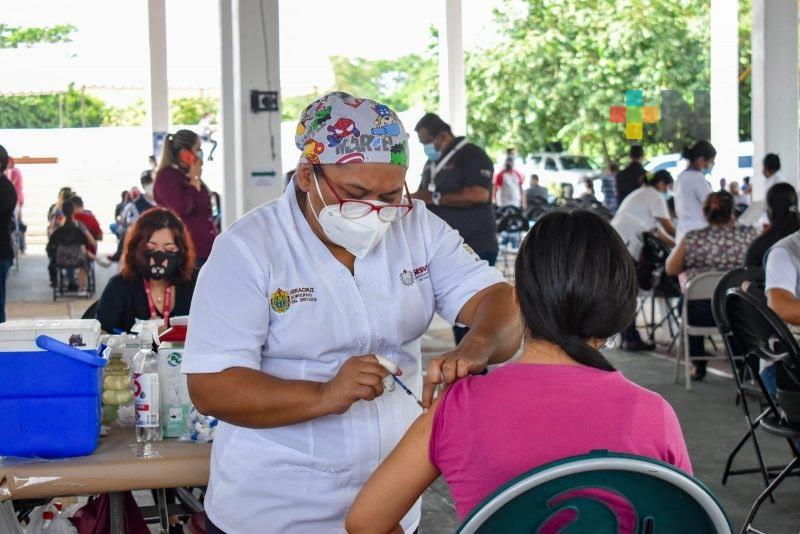 Reprogramarán vacuna de refuerzo en municipios del sur de Veracruz