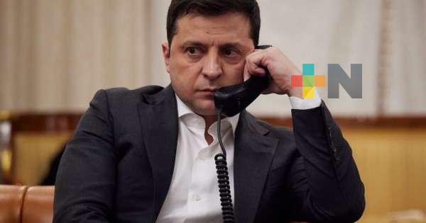 Vía telefónica, Zelensky pide a el Papa sea mediador para poner fin al sufrimiento humano