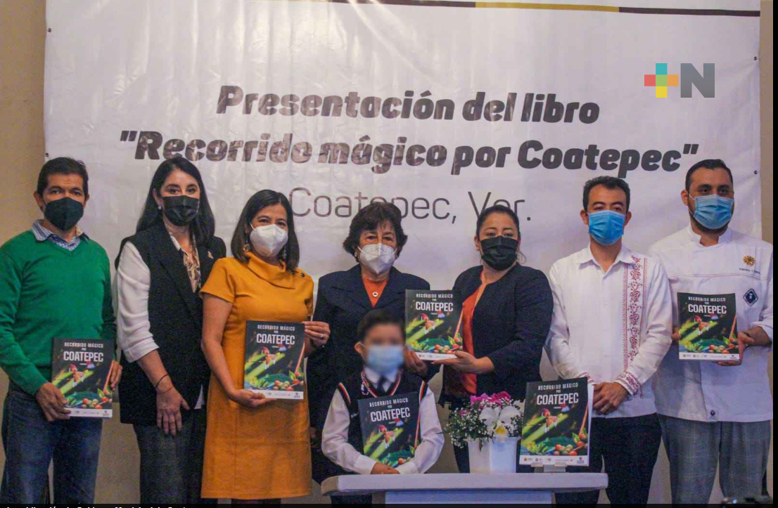 Presentan libro «Recorrido Mágico por Coatepec»