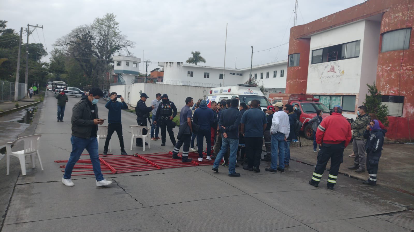 SSP informa bloqueo sobre la carretera Coatepec-Xico