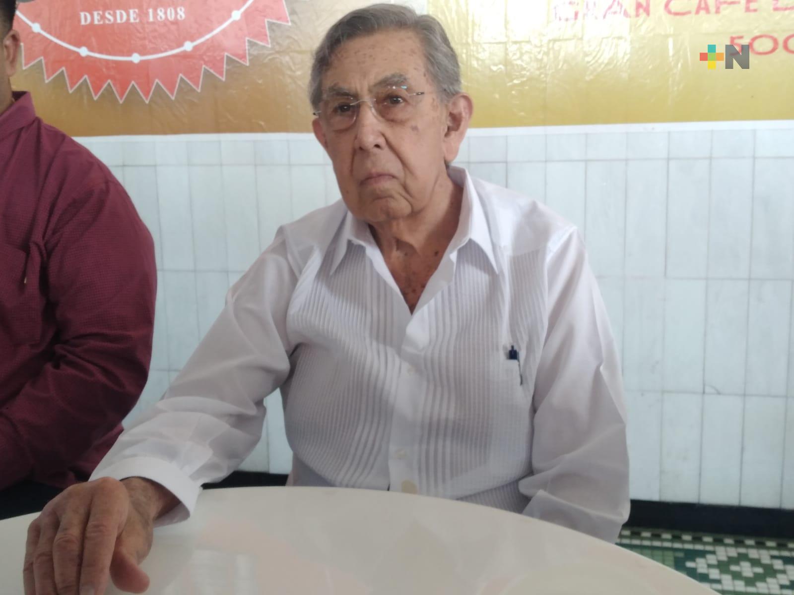 Cuauhtémoc Cárdenas presenta libro en Boca del Río