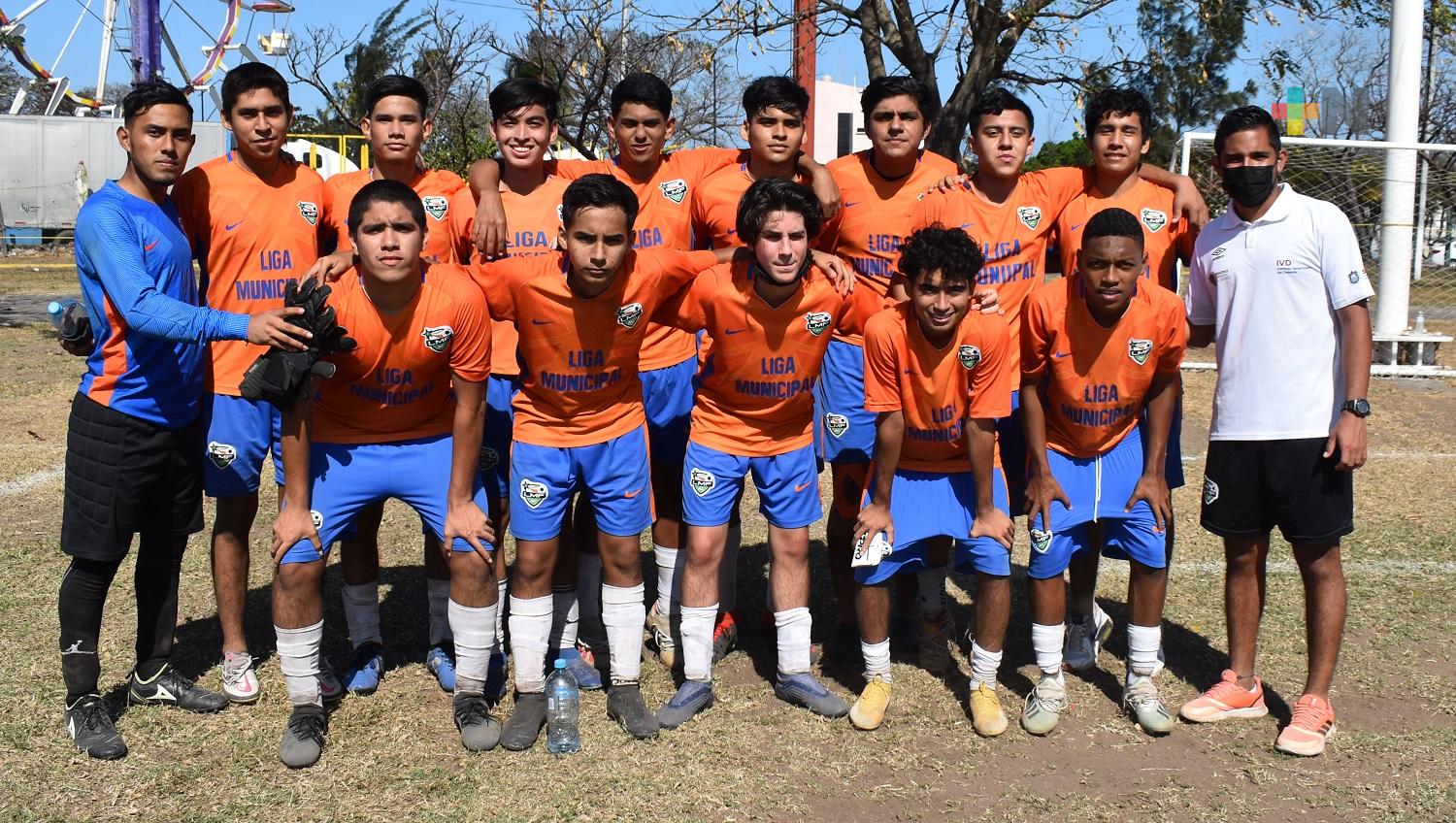 La Liga Municipal de Fútbol continúa invicto en la Liga Nacional Juvenil