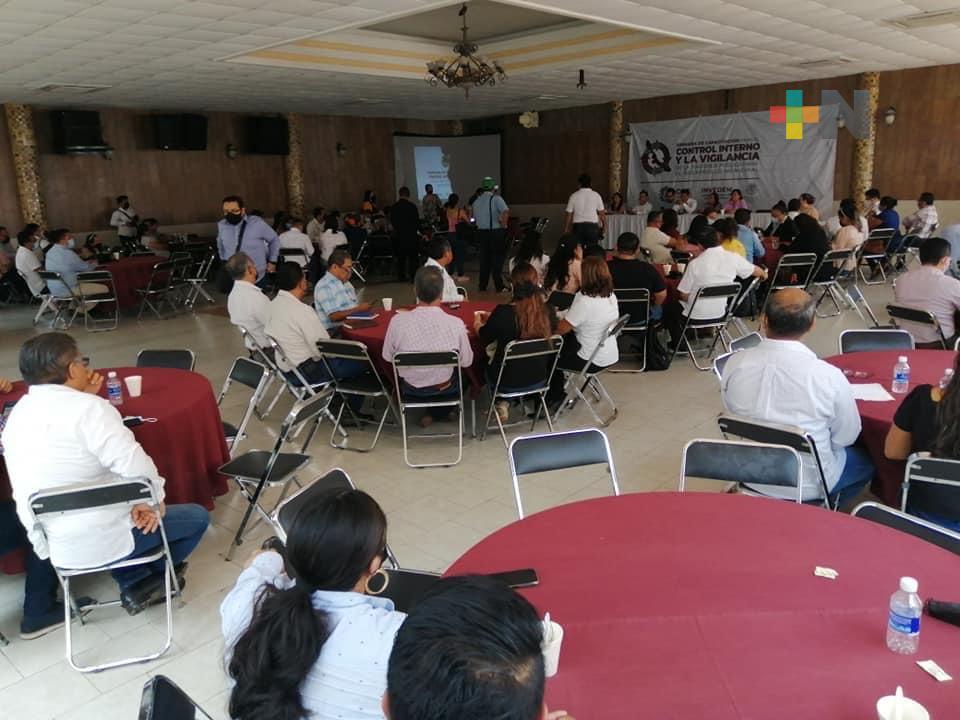 En Minatitlán capacitan para Control Interno y Vigilancia de Hacienda Pública Municipal