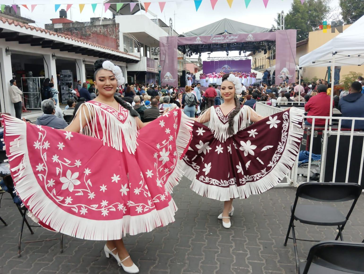 Espectacular multiculturalidad presente en el Encuentro Orgullo Veracruzano