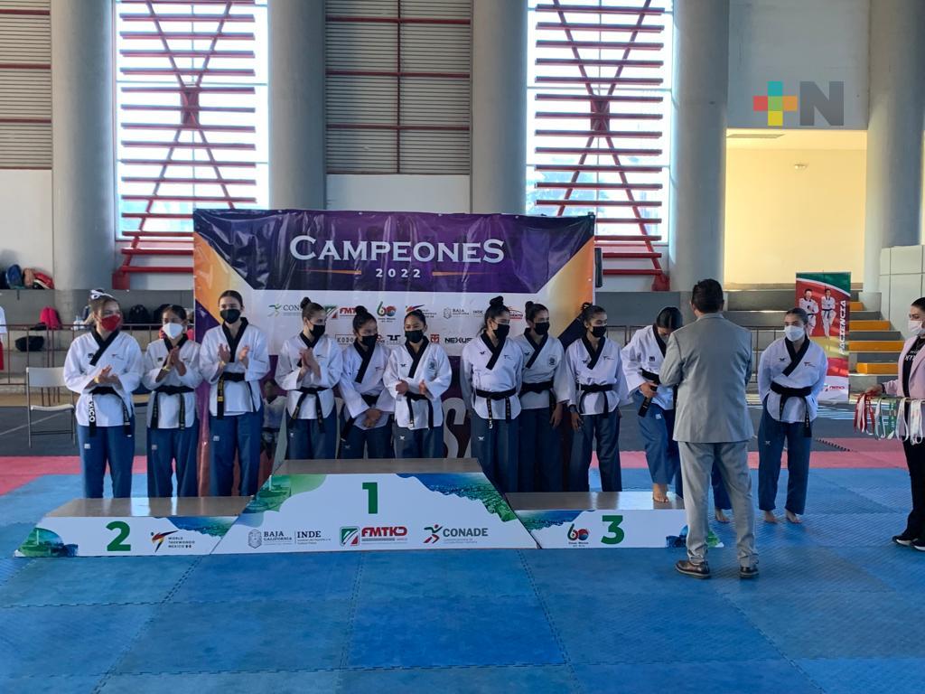 Sobresalen taekwondoines veracruzanos en Selectivo Nacional 2022