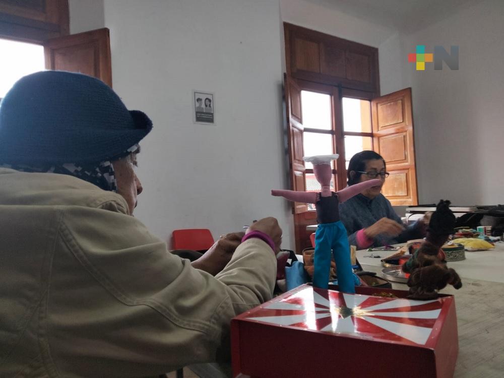 Casa de la Cultura de Coatepec sede del primer encuentro muñequero de Veracruz