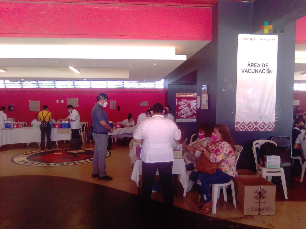 Vacunación en el «Pirata» Fuente continúa con gran afluencia