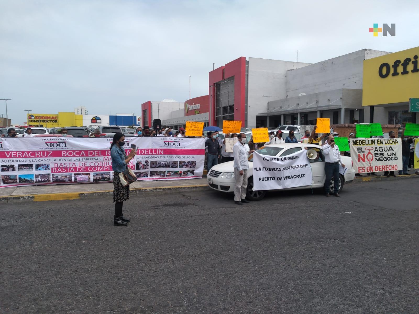 Colonos de tres municipios piden a Poder Judicial revocar concesión a empresas de servicio de agua