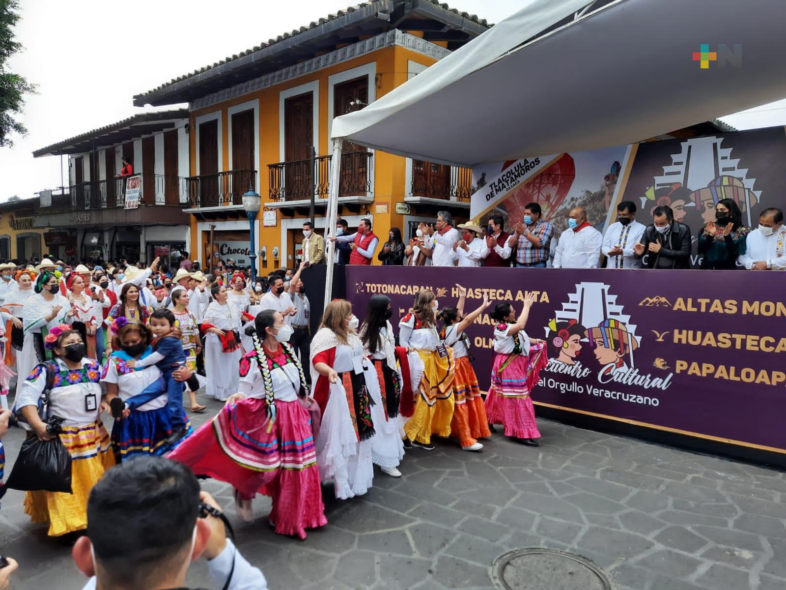 Unión familiar y sana convivencia, valores que promueve Encuentro Cultural Orgullo Veracruzano