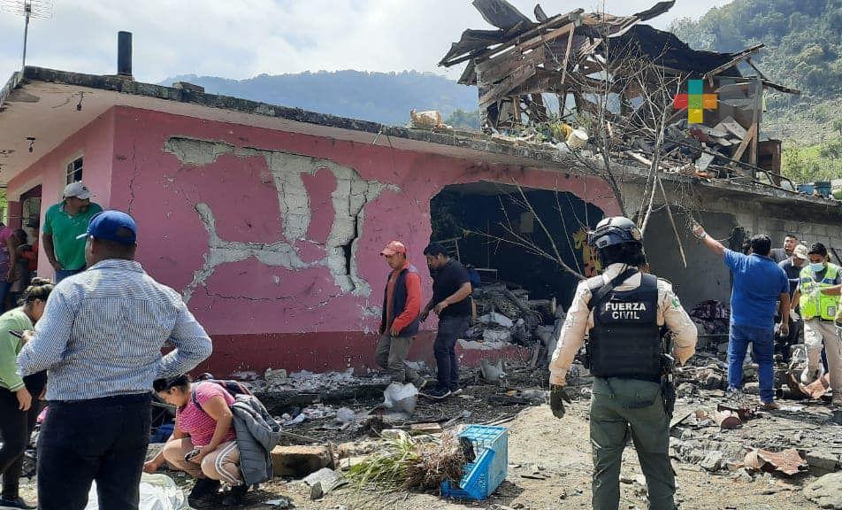 Abre FGE carpeta de investigación por explosión en Xicola, Alpatláhuac