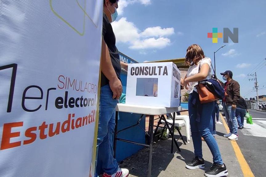 Votarían a favor de AMLO alumnos de Tecnológicos de Veracruz