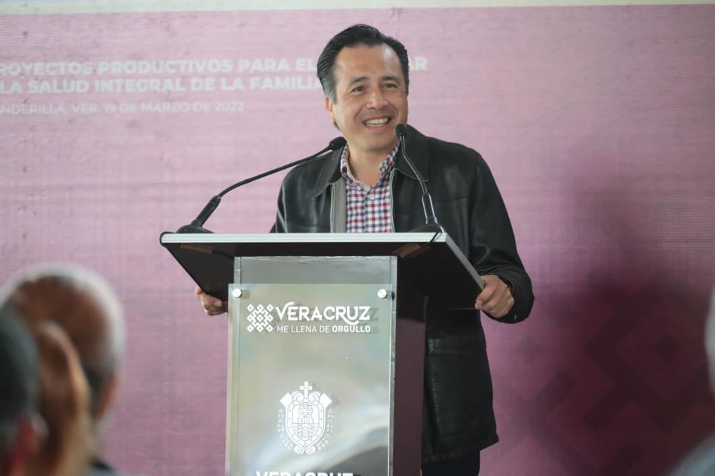 Acciones por la población garantizan acceso a la salud integral de la familia: Cuitláhuac García