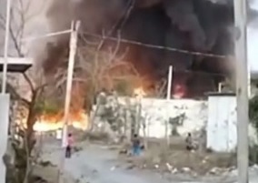 Se registra fuerte incendio en la colonia Reserva 4