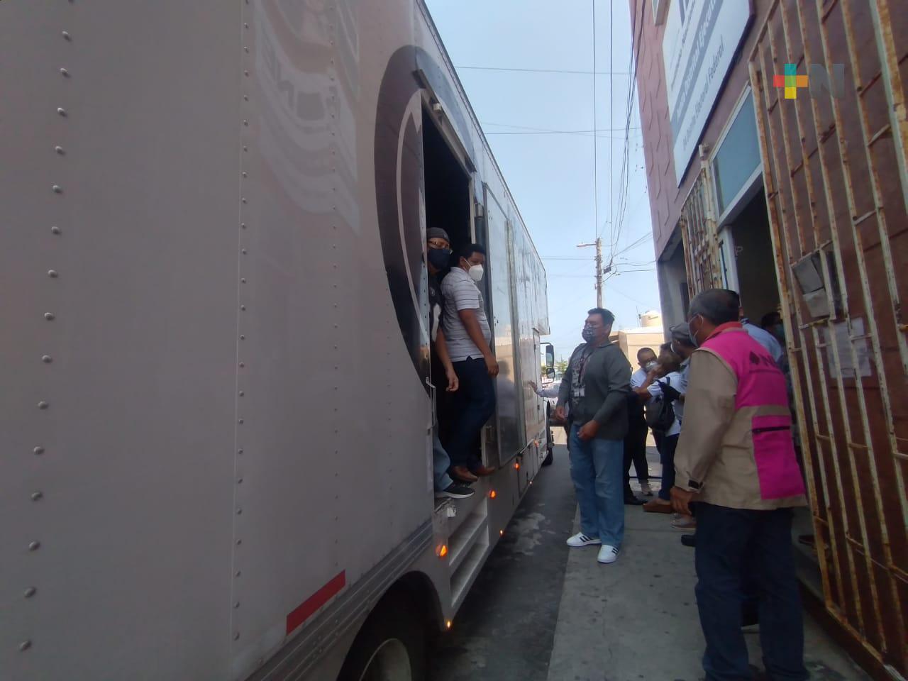 Recibe Junta Distrital 4, boletas para consulta popular de revocación de mandato