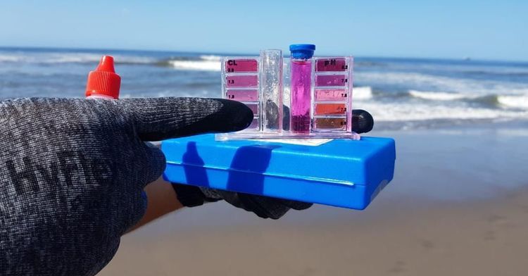 Cofepris encabeza toma de muestras de agua para programa Playas Limpias 2022