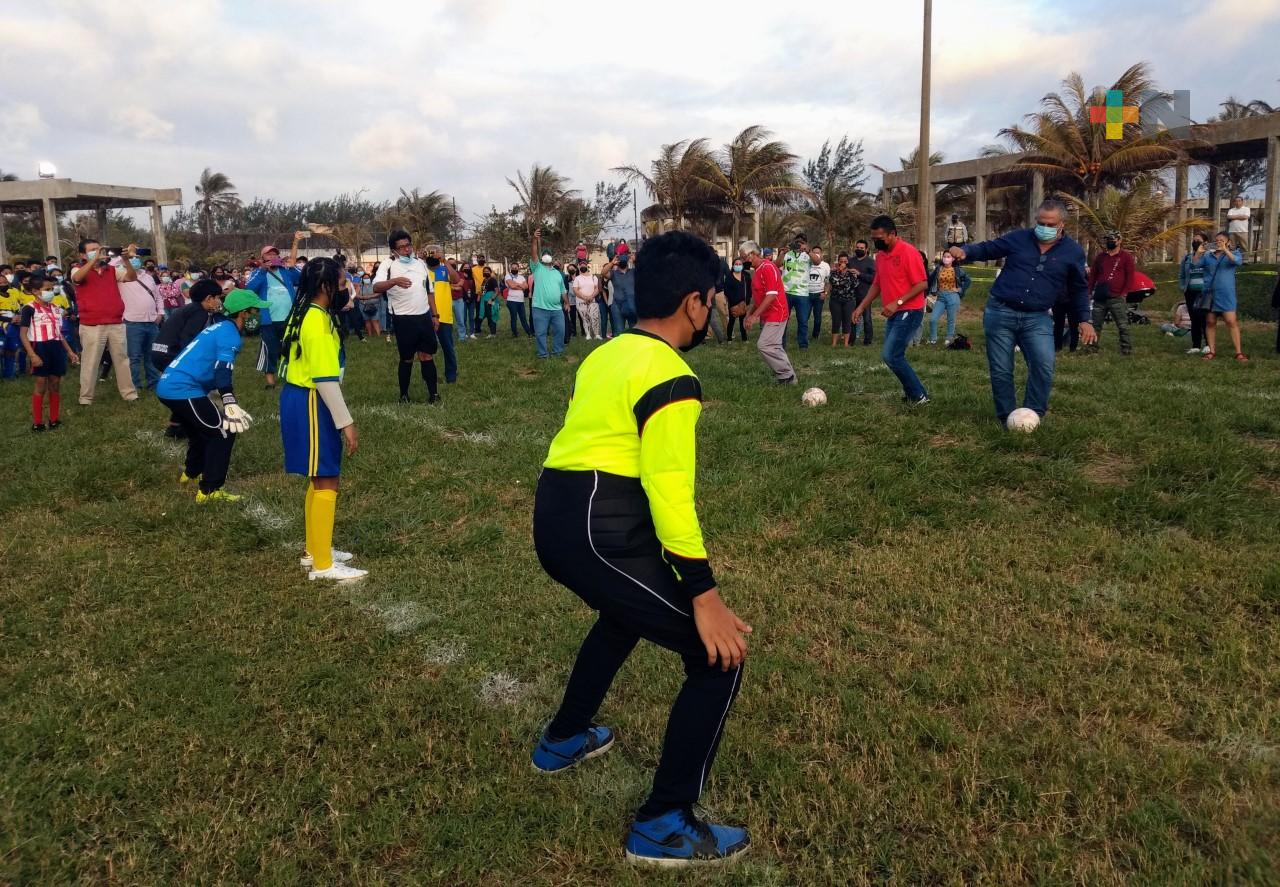 Inauguran temporada 2022 de Liga Menor de Futbol de Coatzacoalcos