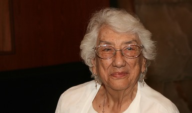 Fallece Dolores Castro, poeta de gran trayectoria y apasionada de la literatura