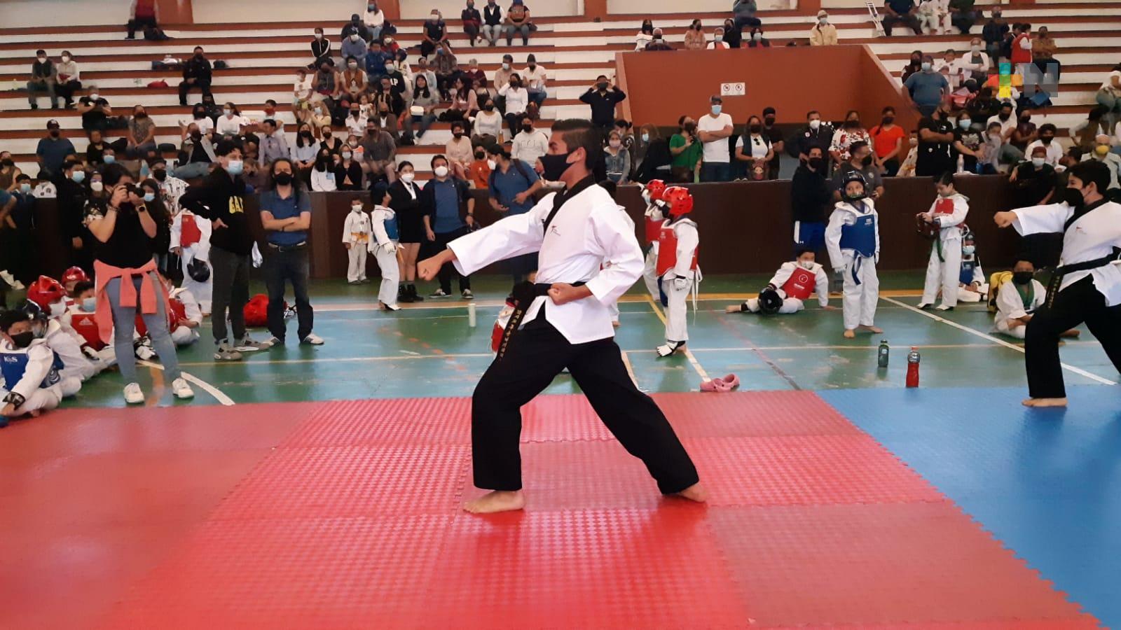 Comienza actividades la Liga Coatepecana de Deporte Escolar