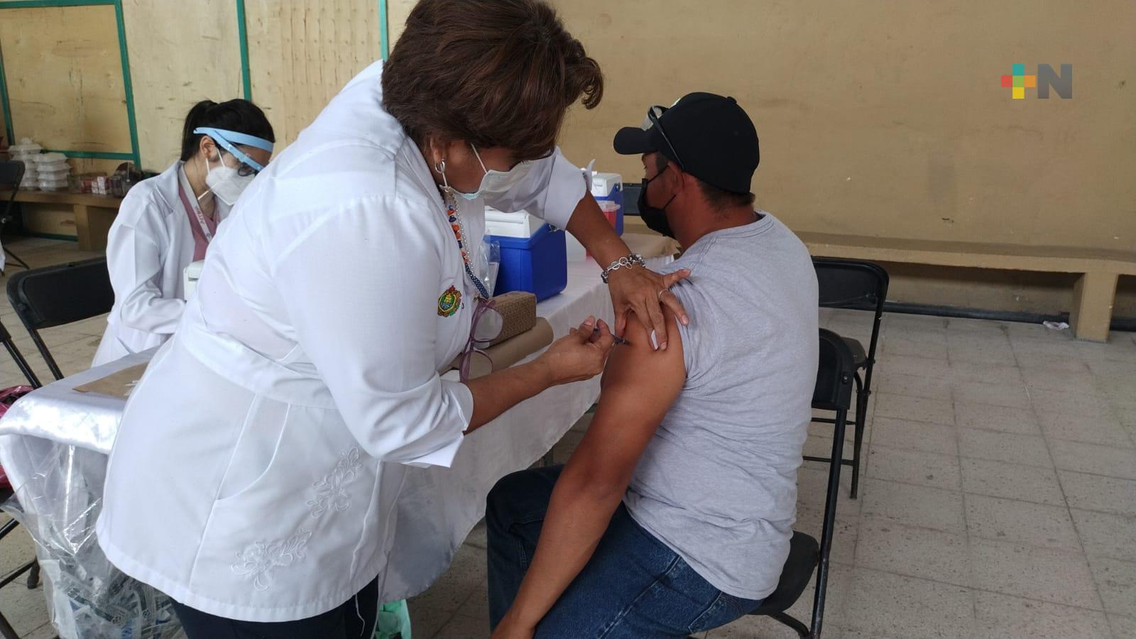 Instituciones del sector salud ahora vacunarán contra Covid-19 en sus clínicas y hospitales
