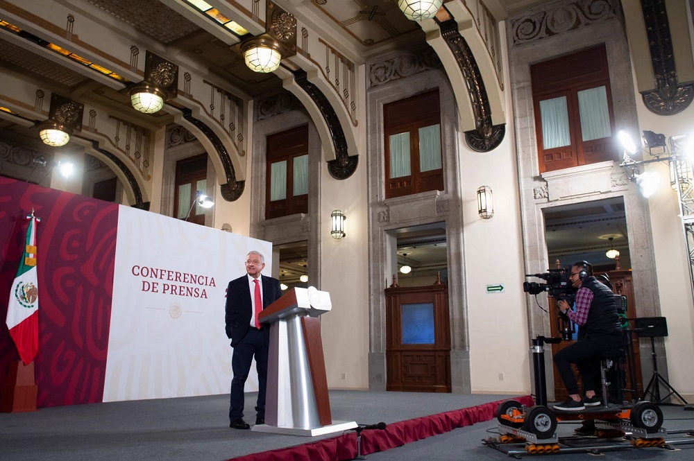 Iniciativa de reforma eléctrica se queda como está, afirma presidente López Obrador