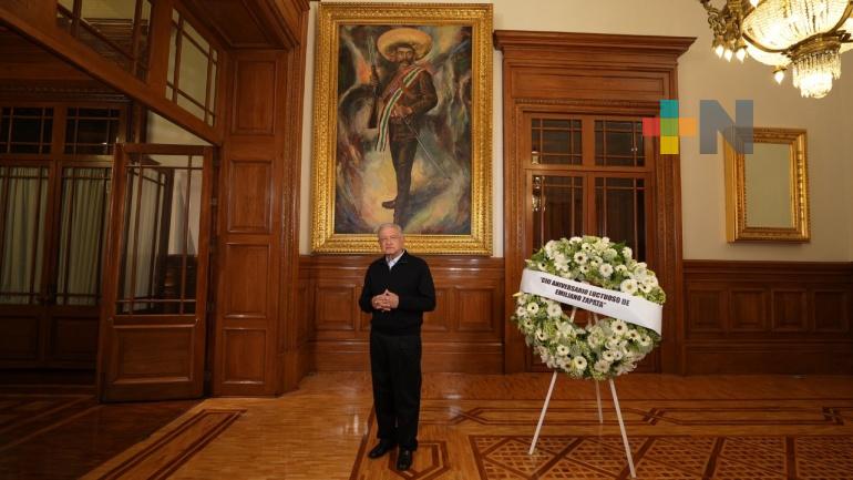Presidente rinde homenaje a Emiliano Zapata en su 103 Aniversario Luctuoso