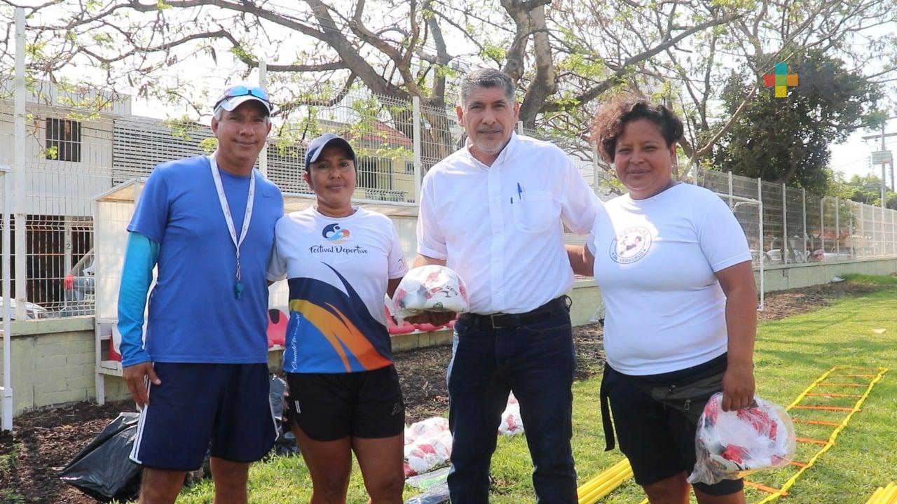 Viajan equipos de Veracruz al Macro Regional de futbol femenil