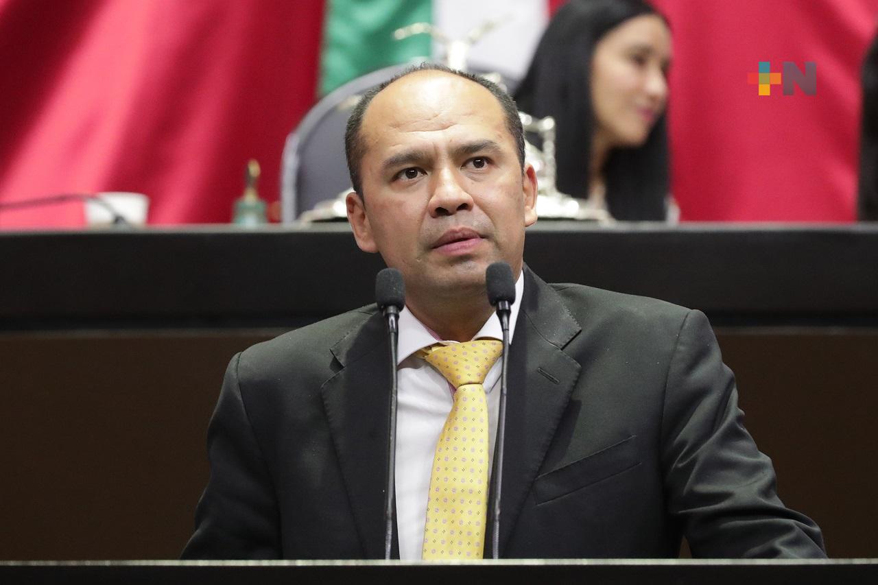 Presenta diputado Alejandro Robles iniciativa que reforma el artículo 27 de la Constitución