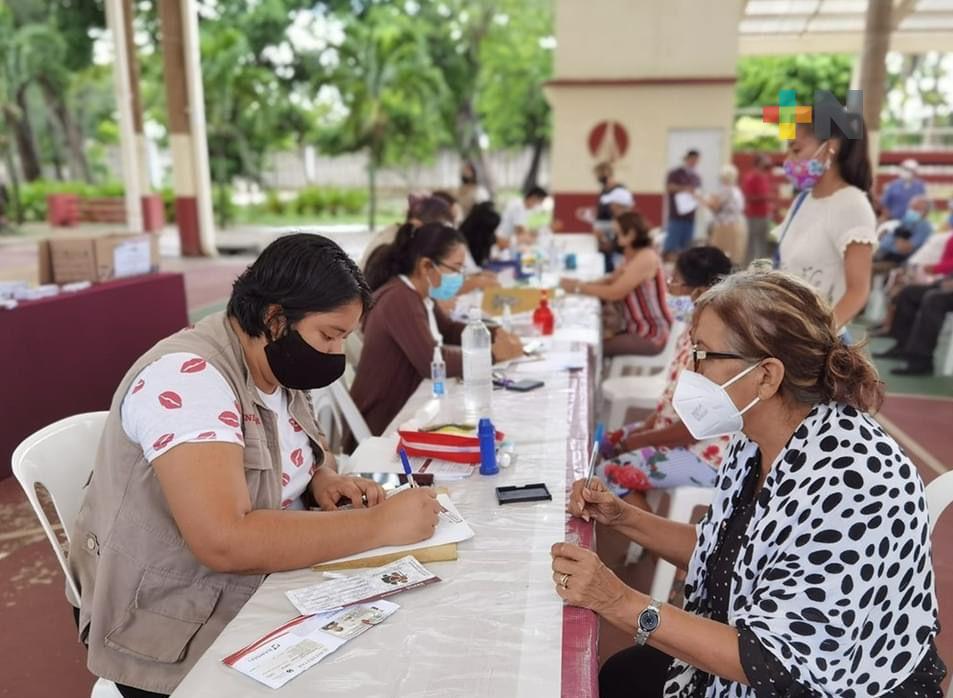 Próxima semana incorporarán más adultos mayores a programa de pensiones de Bienestar