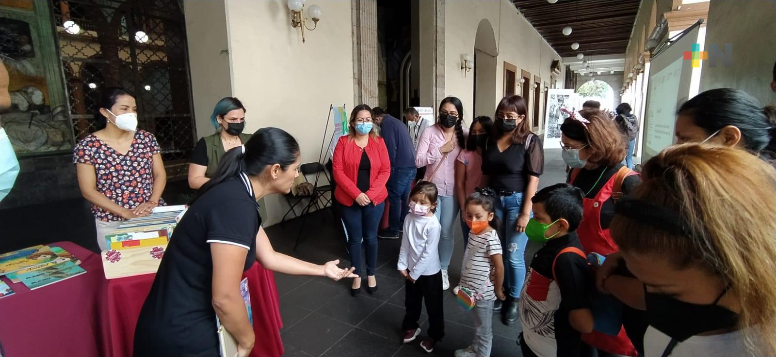 Editora de Gobierno del Estado regaló cuentos infantiles