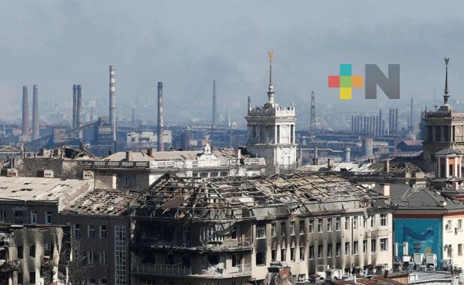 Cesan ataques rusos alrededor de Azovstal, para permitir evacuaciones humanitarias