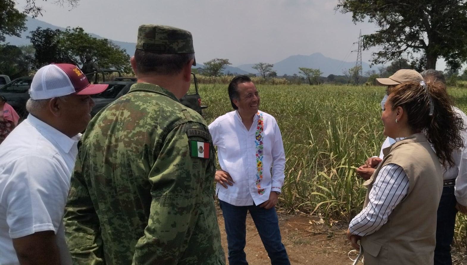 Gobernador supervisó en Amatlán de los Reyes el terreno donde se instalará cuartel de la Guardia Nacional