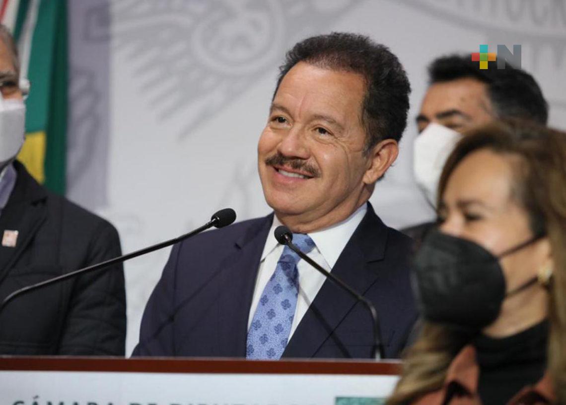 Irracional, que la oposición haya votado en contra de un dictamen que incluye sus propuestas: Ignacio Mier