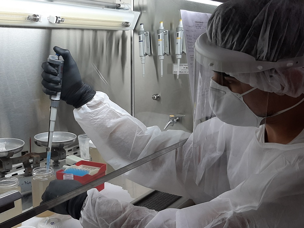 Monitorean SARS-CoV-2 y fármacos contra la Covid-19 en aguas residuales