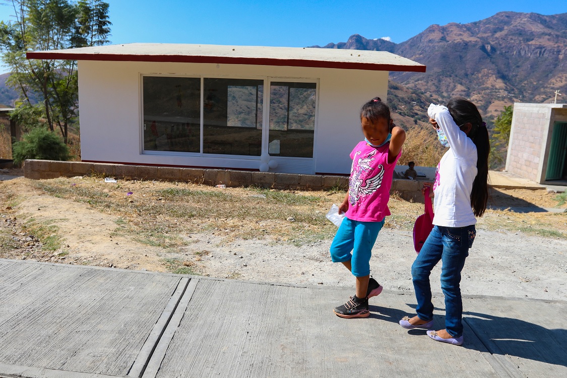 Más de 13 mil espacios educativos del Conafe reciben mantenimiento a través de La Escuela es Nuestra