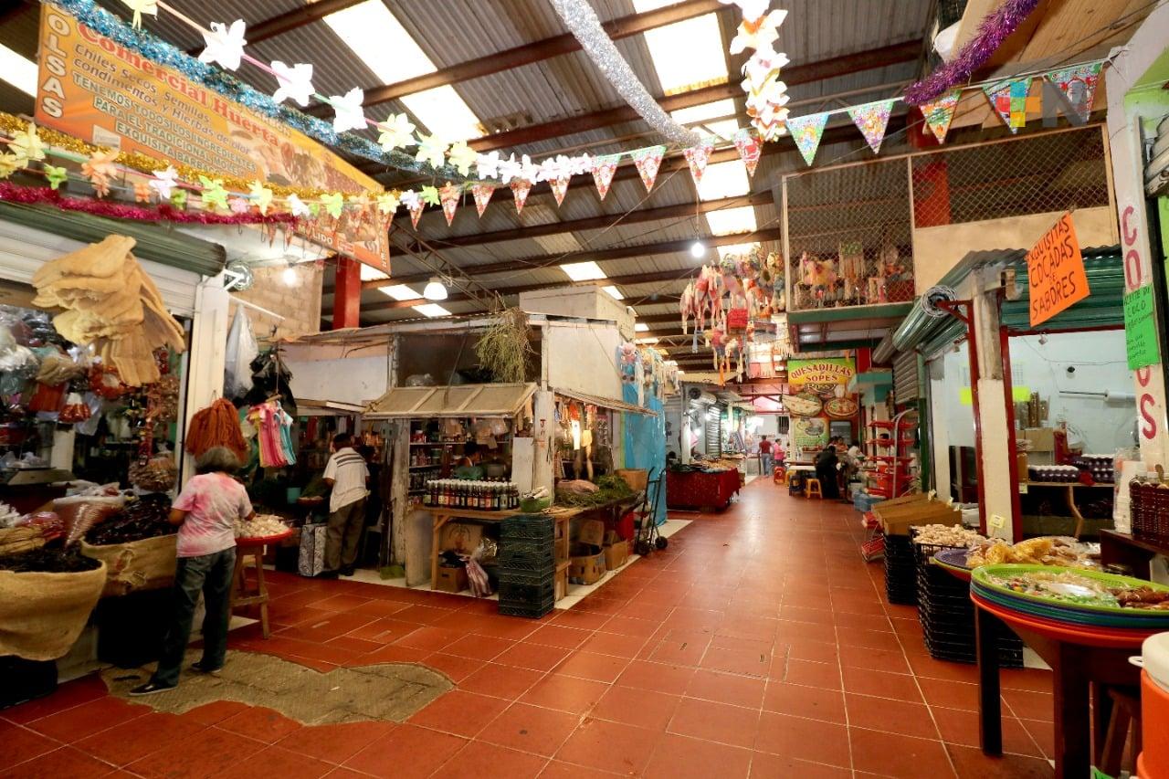 Mercados de Tuxpan reportaron gran afluencia de consumidores