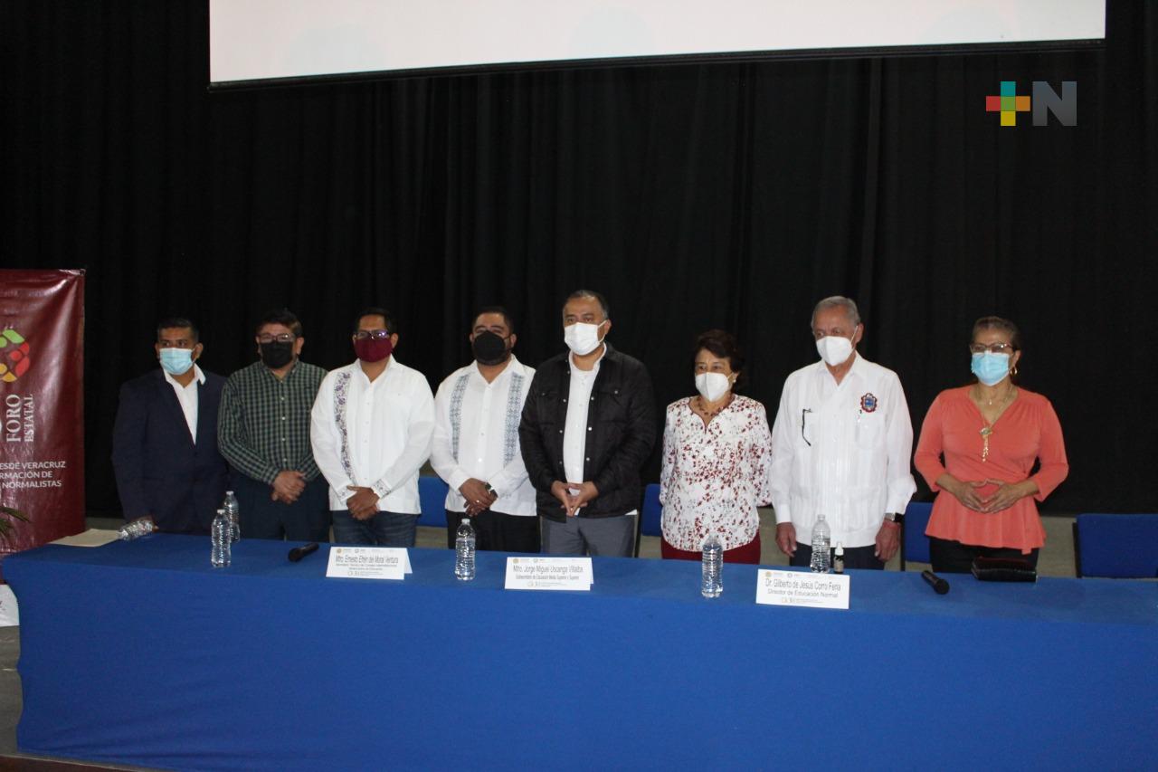 Veracruz llevará al Congreso de la Unión propuesta curricular para la formación de normalistas