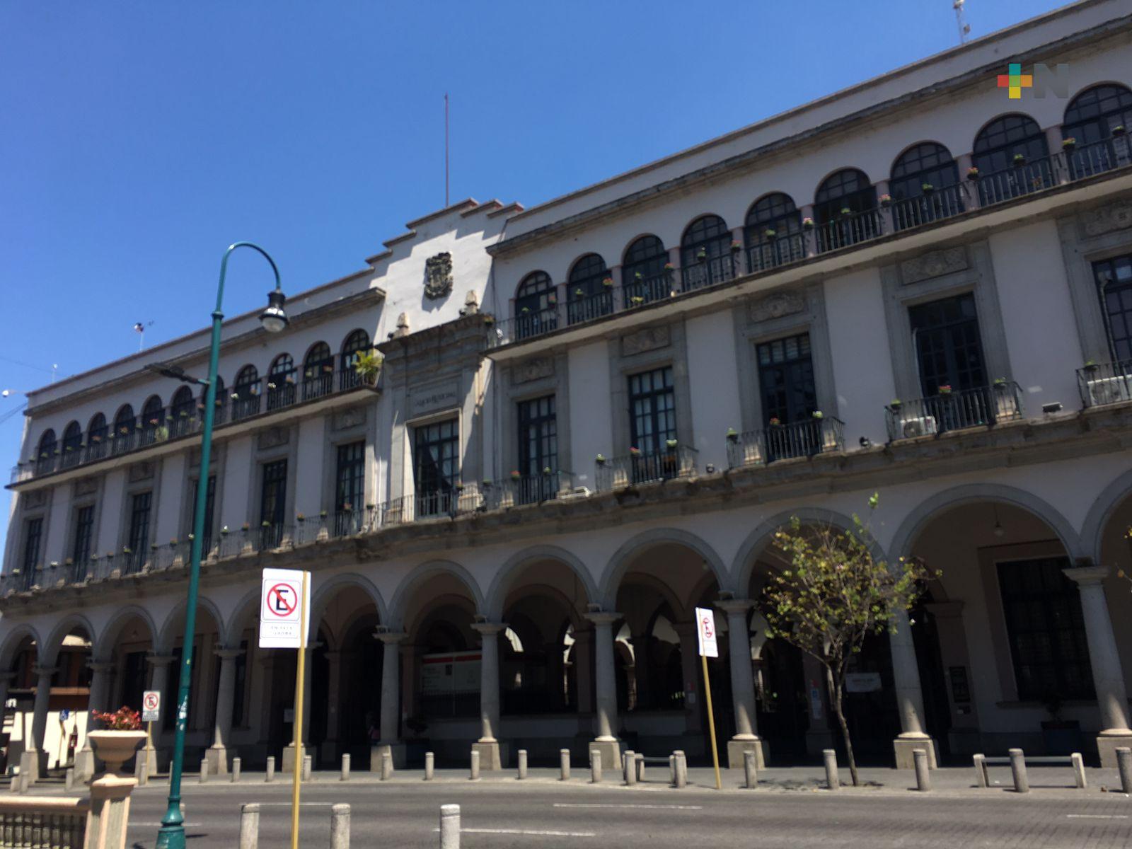 Trabajadores de municipio de Xalapa piden 30 % de aumento salarial; hay negociaciones