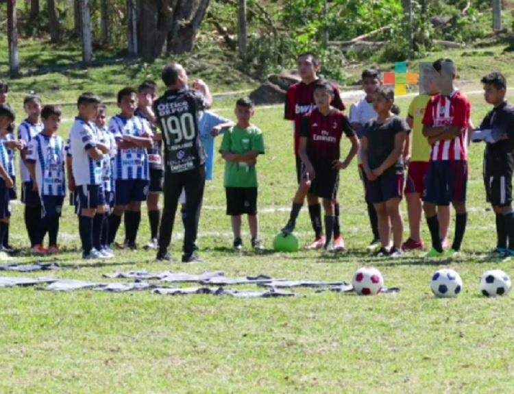 Equipo Pachuca busca talentos en municipio de Zacualpan