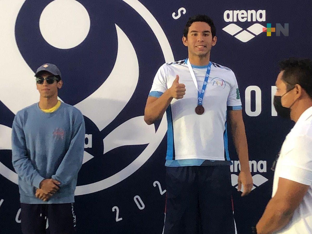 Sobresale nadador Ramsés Miranda en el Arena Grand Prix de Natación 2022