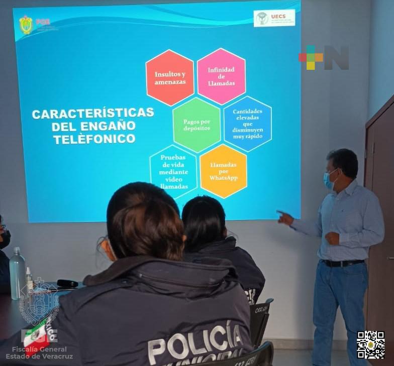 Imparte UECS capacitación en materia de engaño telefónico