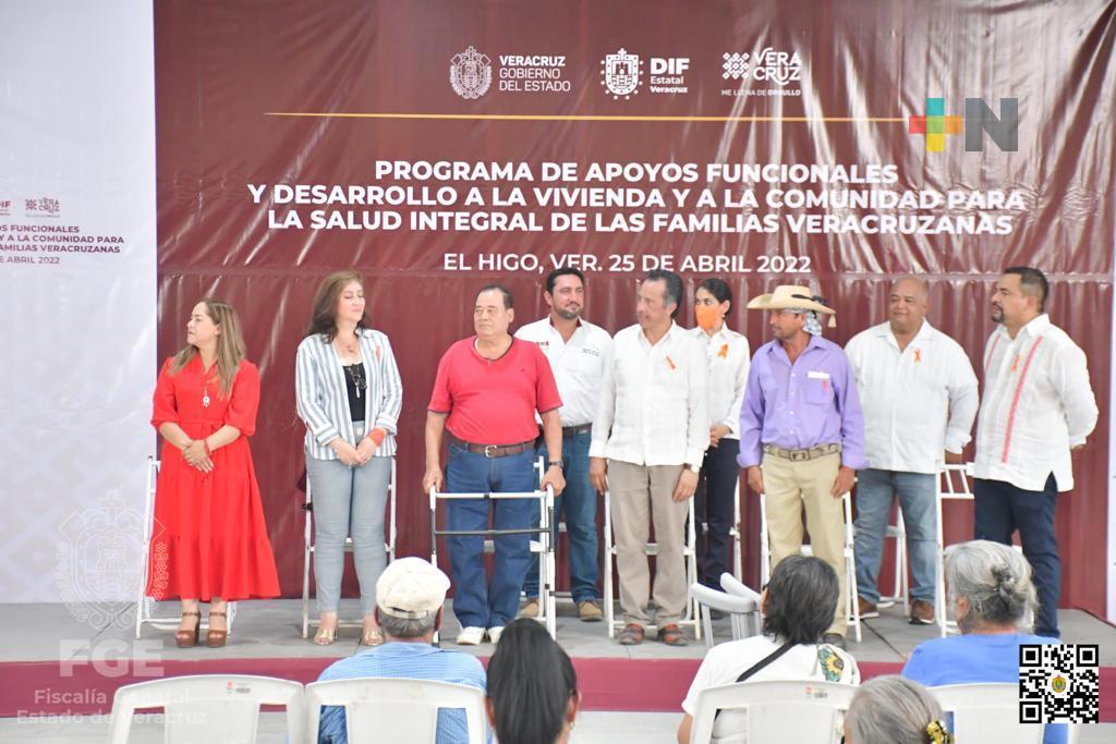 Asiste la Fiscal General del Estado a la Entrega de Documentos Agrarios, encabezada por el Gobernador