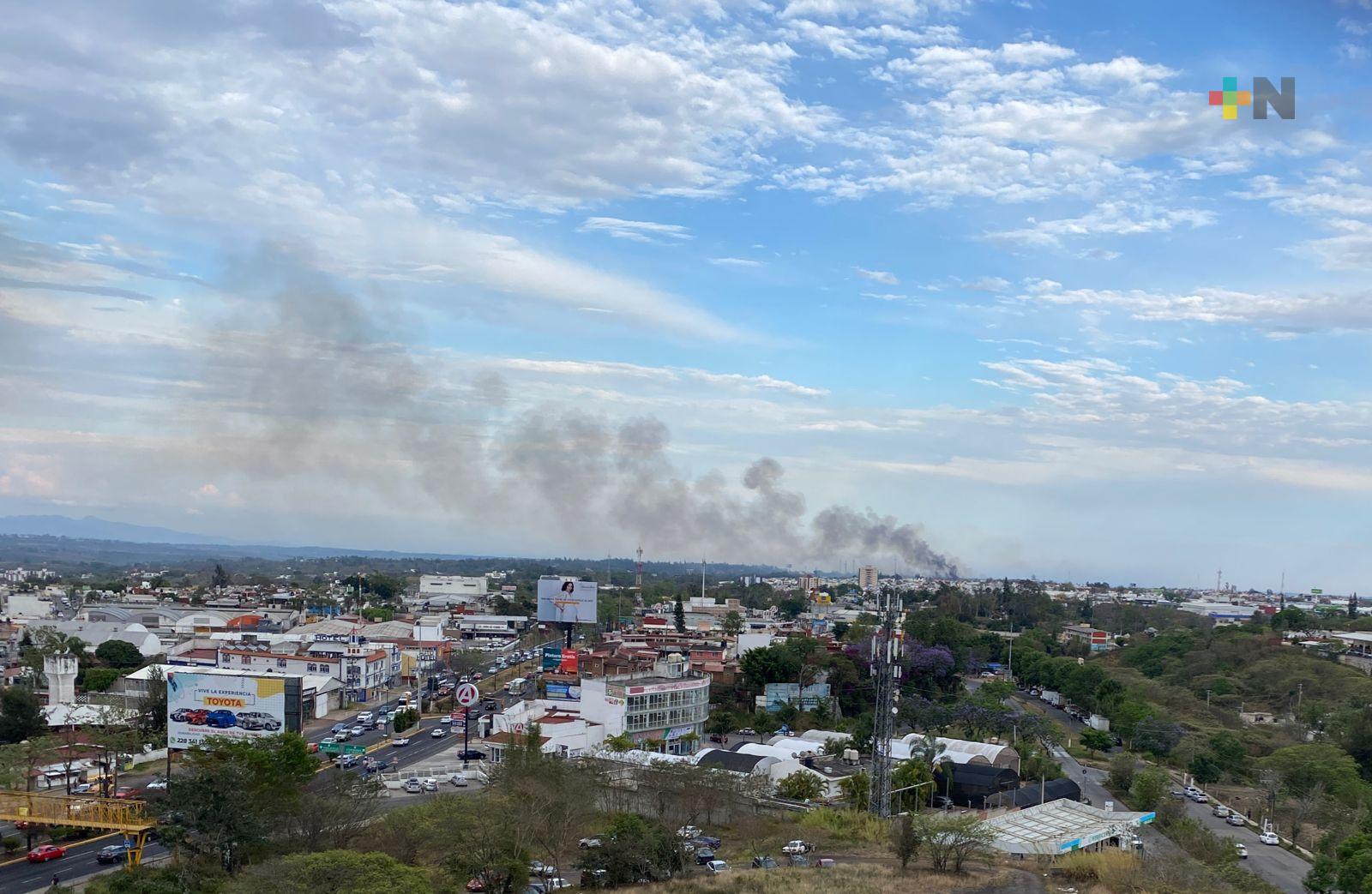 Incendio en pastizal de Emiliano Zapata