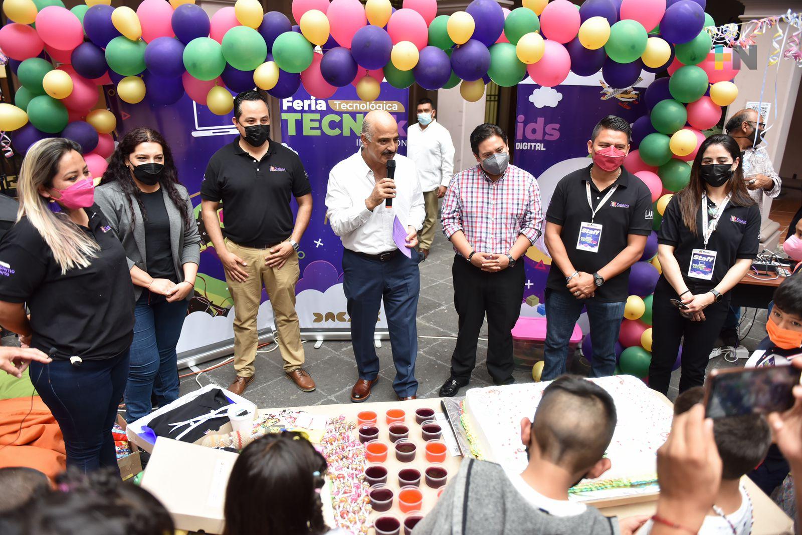 Promueve Ayuntamiento inclusión digital de la niñez