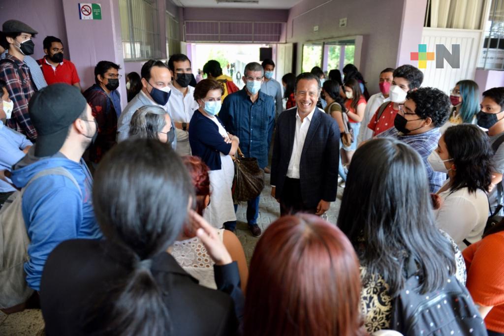 Se acabó la fuga de talentos: Con desarrollo industrial de Veracruz, egresados de ingenierías ya cuentan con oportunidades: Gobernador