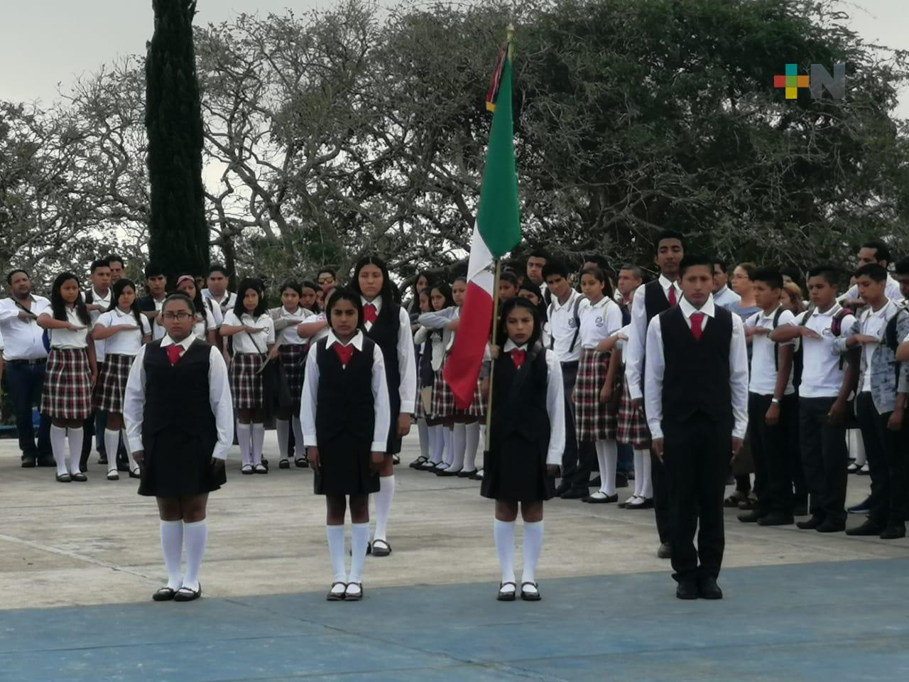 En Tuxpan, bachilleratos regresaron a clases presenciales