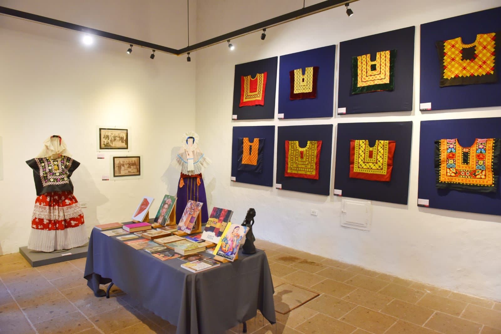 Promueve Ayuntamiento venta de piezas elaboradas en el Taller de Arte Popular