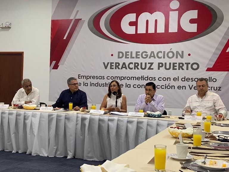 Reforma Eléctrica no excluye a IP: Nahle