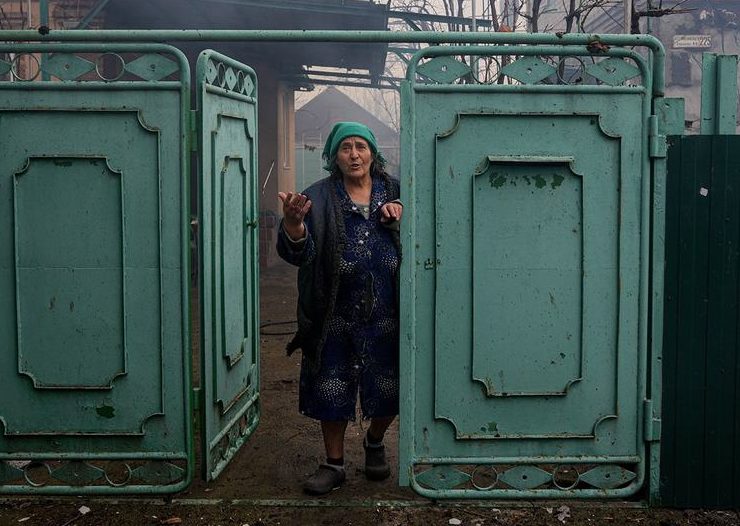 La Cruz Roja logra evacuar a más de 500 personas de Mariúpol, en Ucrania